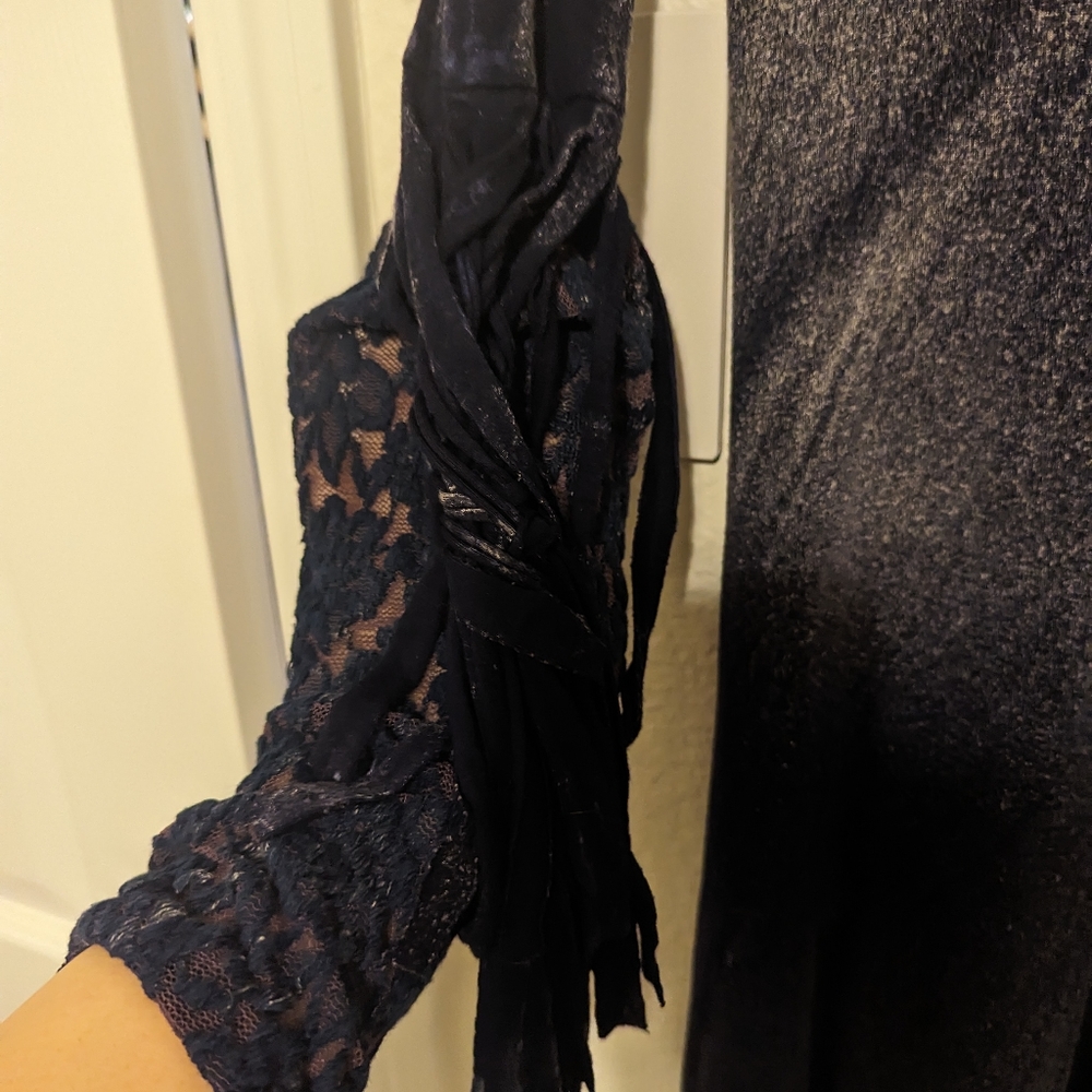 T Party Fashion Distressed dark blue fringe Top Size Small - Picture 4 of 7